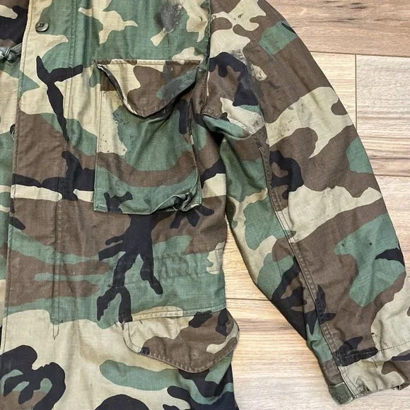 Army Camouflage Cold Weather Field Coat Jacket MEDIUM Reg Full Zip Hidden Hood - Picture 4 of 13